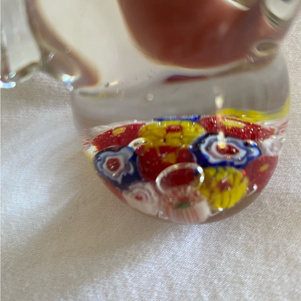 Hand Blown Art Glass Elephant Figurine with Millefiori Base, unsigned. - Picture 7 of 8